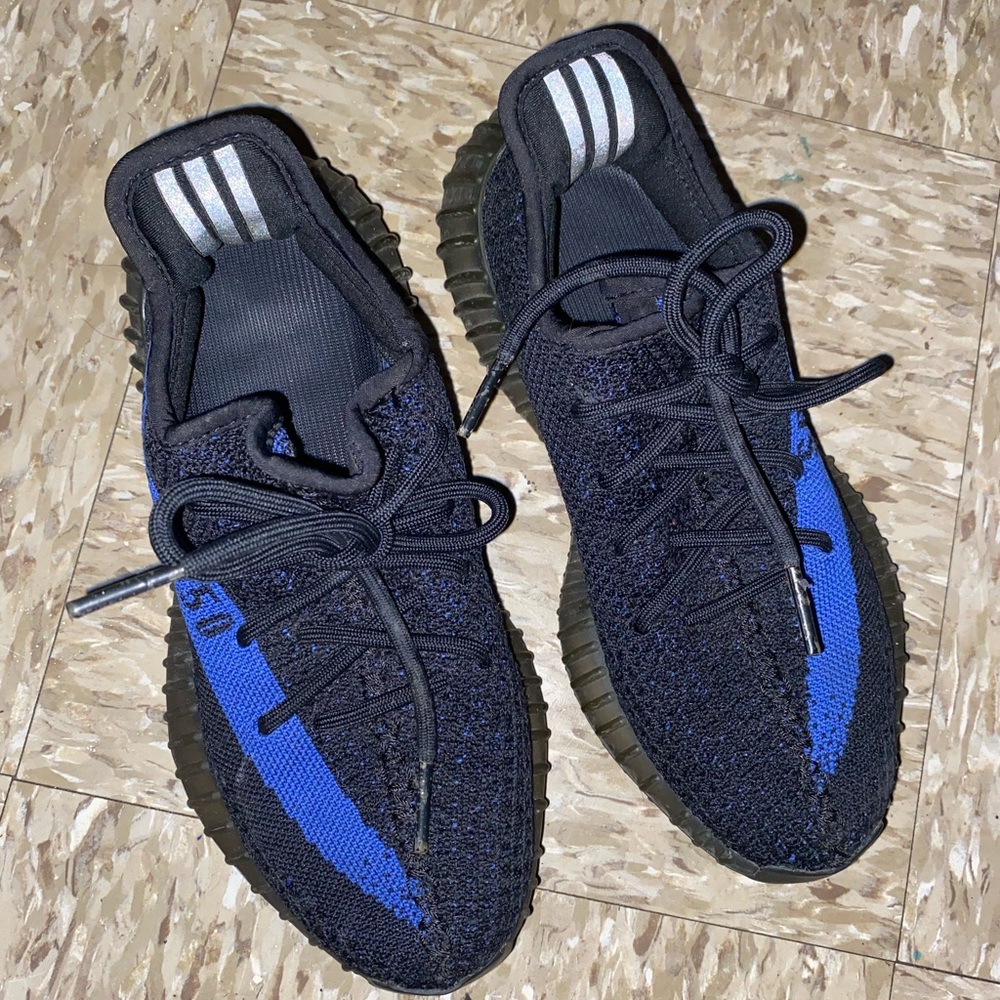 Yeezy Boost 350 V2 Low Dazzling Blue